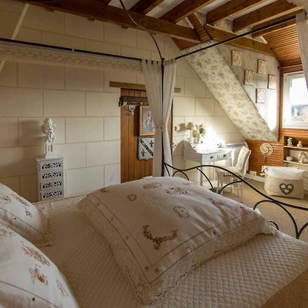Bed and Breakfast Les Charmes Valençay Exterior foto